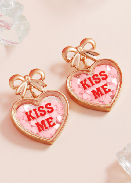 Kiss_me_earrings