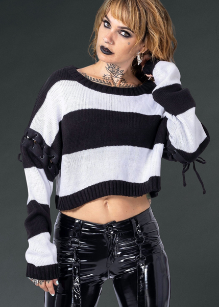 cropped_sweater_goth