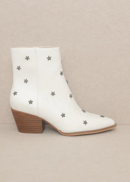 star-studded-boots